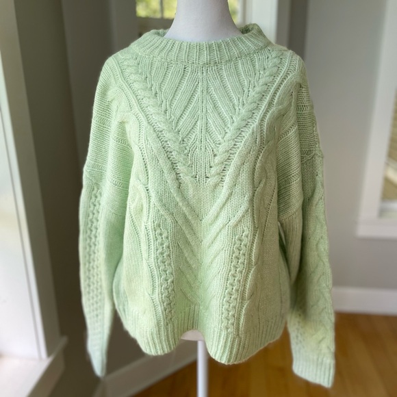A New Day Light Green Cableknit Cropped Crewneck Sweater Size Small - Picture 3 of 10